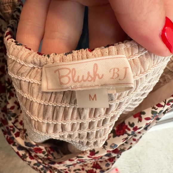 Blush white red off the shoulder floral flowy casual summer vacation mini dres M - Picture 9 of 9